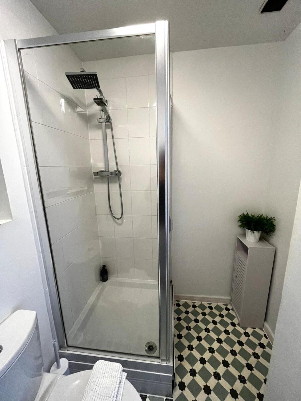 Apartment Serene 2-Bed Flat With Canal Views - Coop Live & Ethiad *